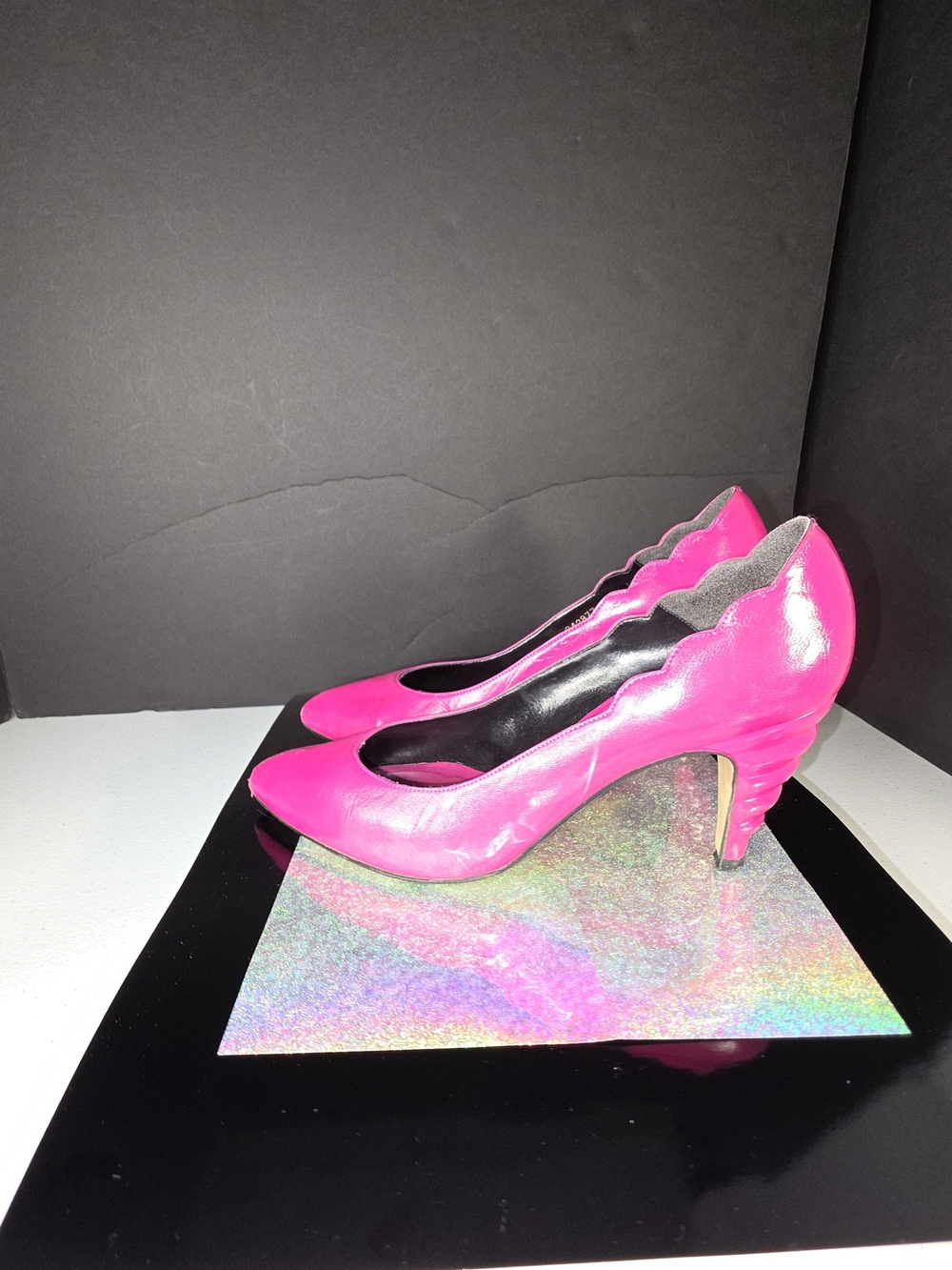 Proxy Vintage 80's Bright Pink Scalloped-Edge Sculpted Heel Women's Pumps Sz 8M - Picture 7 of 17